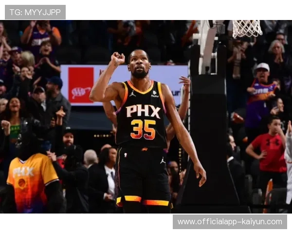 “魔术128-118鹈鹕,班凯罗准三双率队末节逆转”